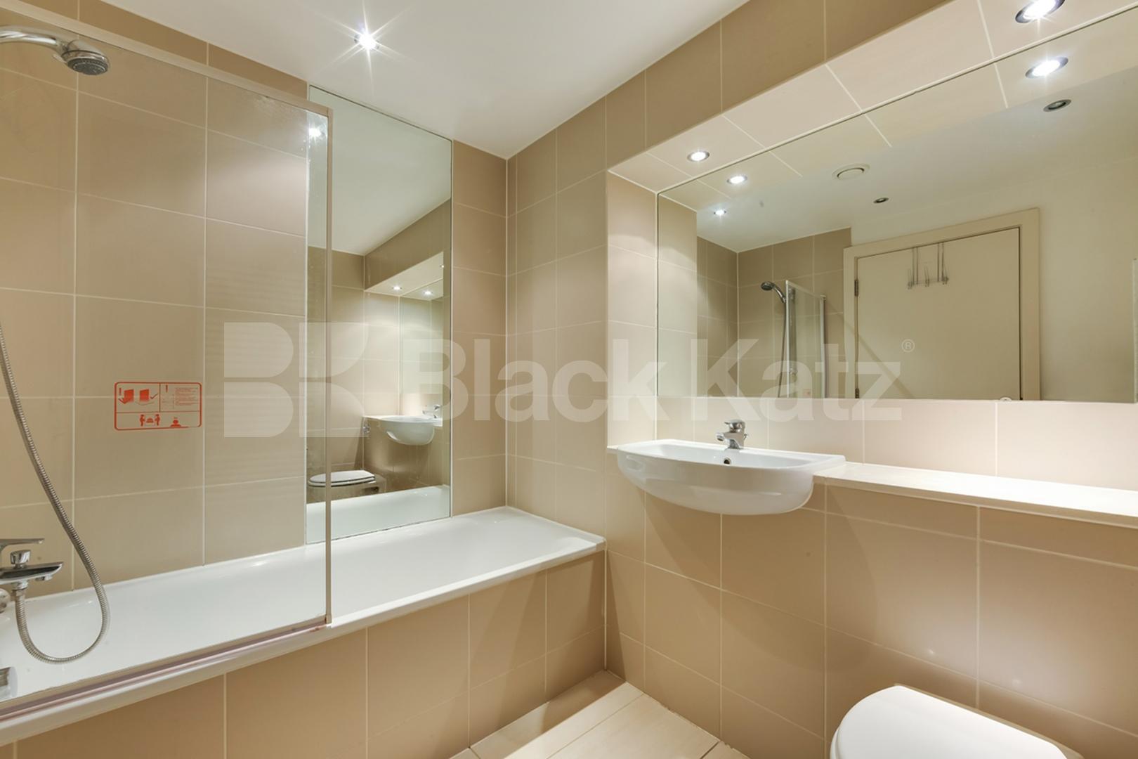 Offering 60 Sq.Mts of living & entraining space, concierge service & inclusive   South Central East, Steedman Street, Elephant and Castle